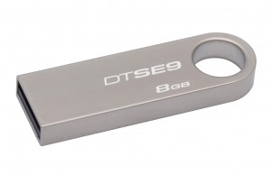 Kingston Chiavetta Usb, dtse9h, 8 Gb, Usb 2.0, Grigia a 1.90€ su Amazon