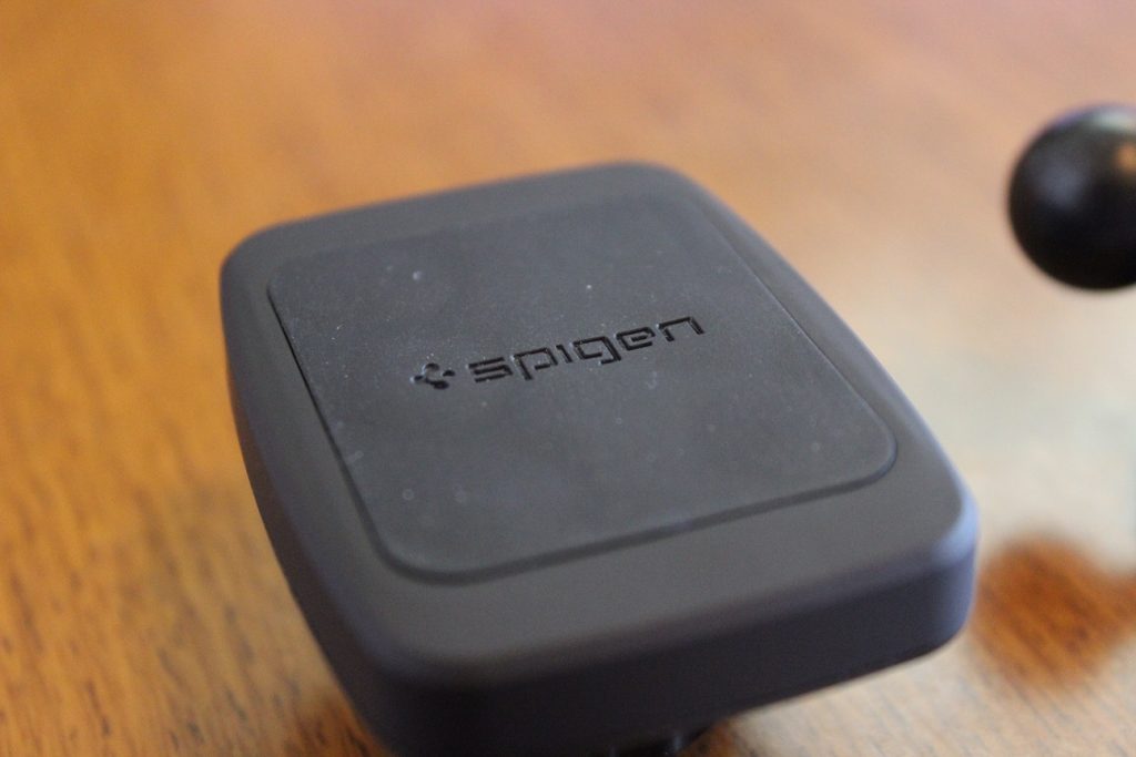 spigen supporto auto