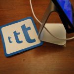 supporto da tavolo spigen