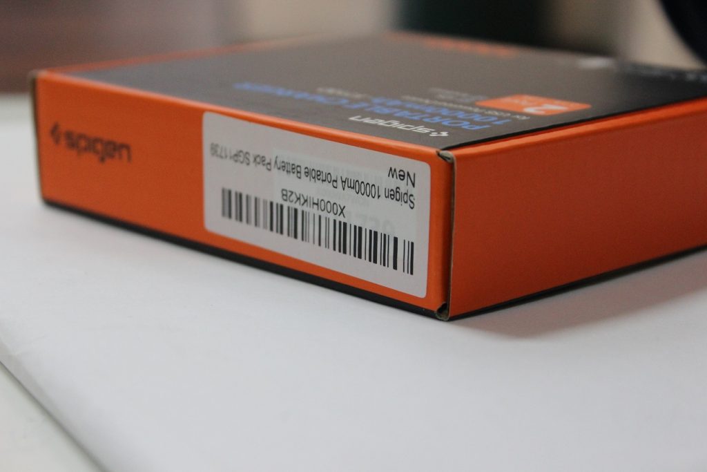 powerbank spigen