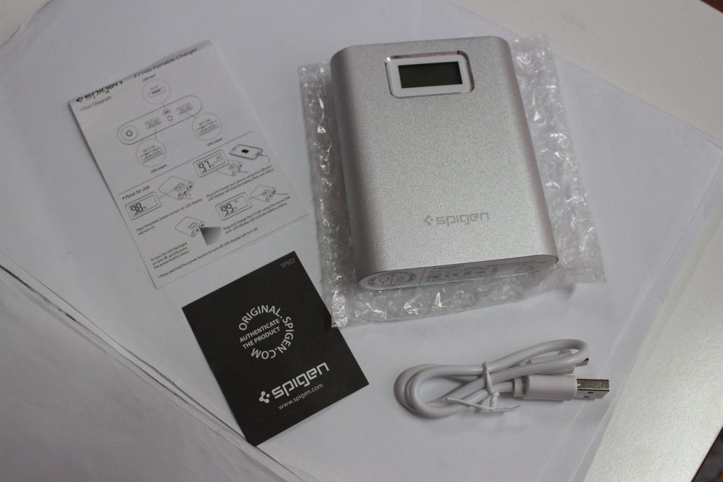 powerbank spigen