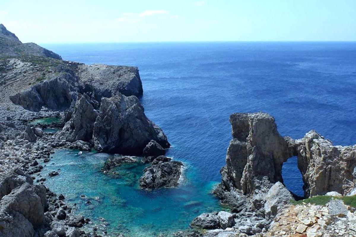 Casa, terreno e 500€ al mese per 3 anni se vi trasferite in questa meravigliosa isoletta Greca