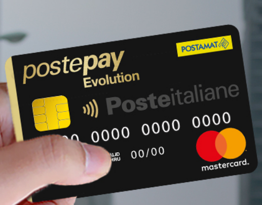 Panico PostePay: tantissimi addebiti non autorizzati e carte svuotate