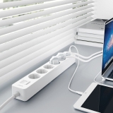 AUKEY multipresa con protezione da sovratensioni e porte USB: recensione