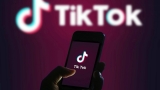 TikTok nell’occhio del ciclone: presentate 15 denunce alla Commissione Europea